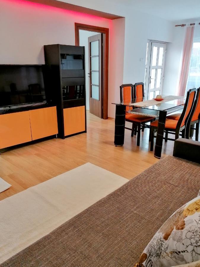 Lend Apartment Miercurea Ciuc Esterno foto