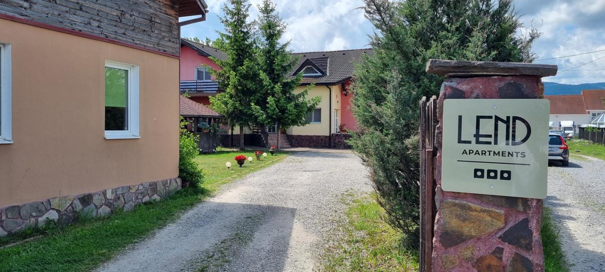 Lend Apartment Miercurea Ciuc Esterno foto